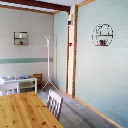 Holiday home Maison Accessible Pmr A Avec Jardin Saint-Come-de-Fresne