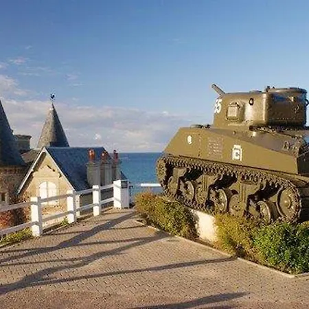 Holiday home Maison Accessible Pmr A Avec Jardin